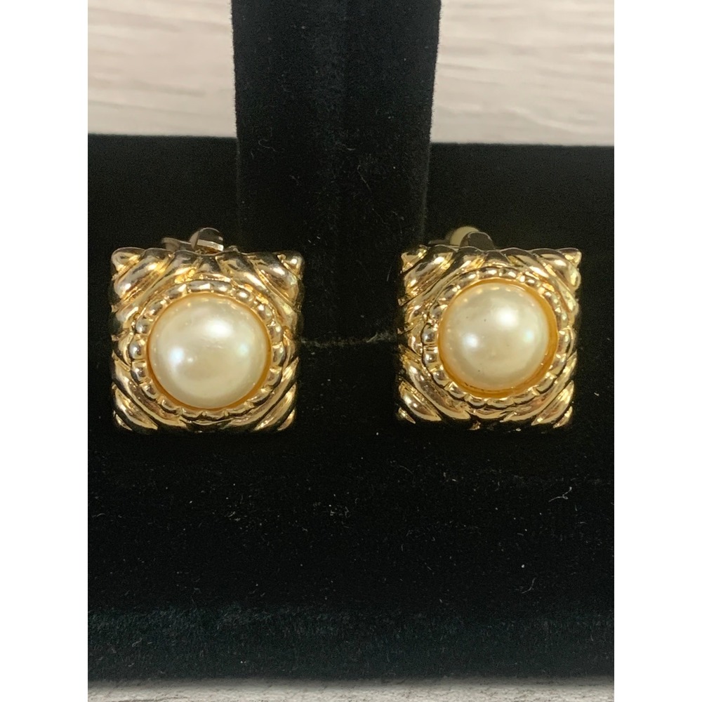 Vintage Gold Tone Faux Pearl Square Clip On Earrings Textured Border Studs